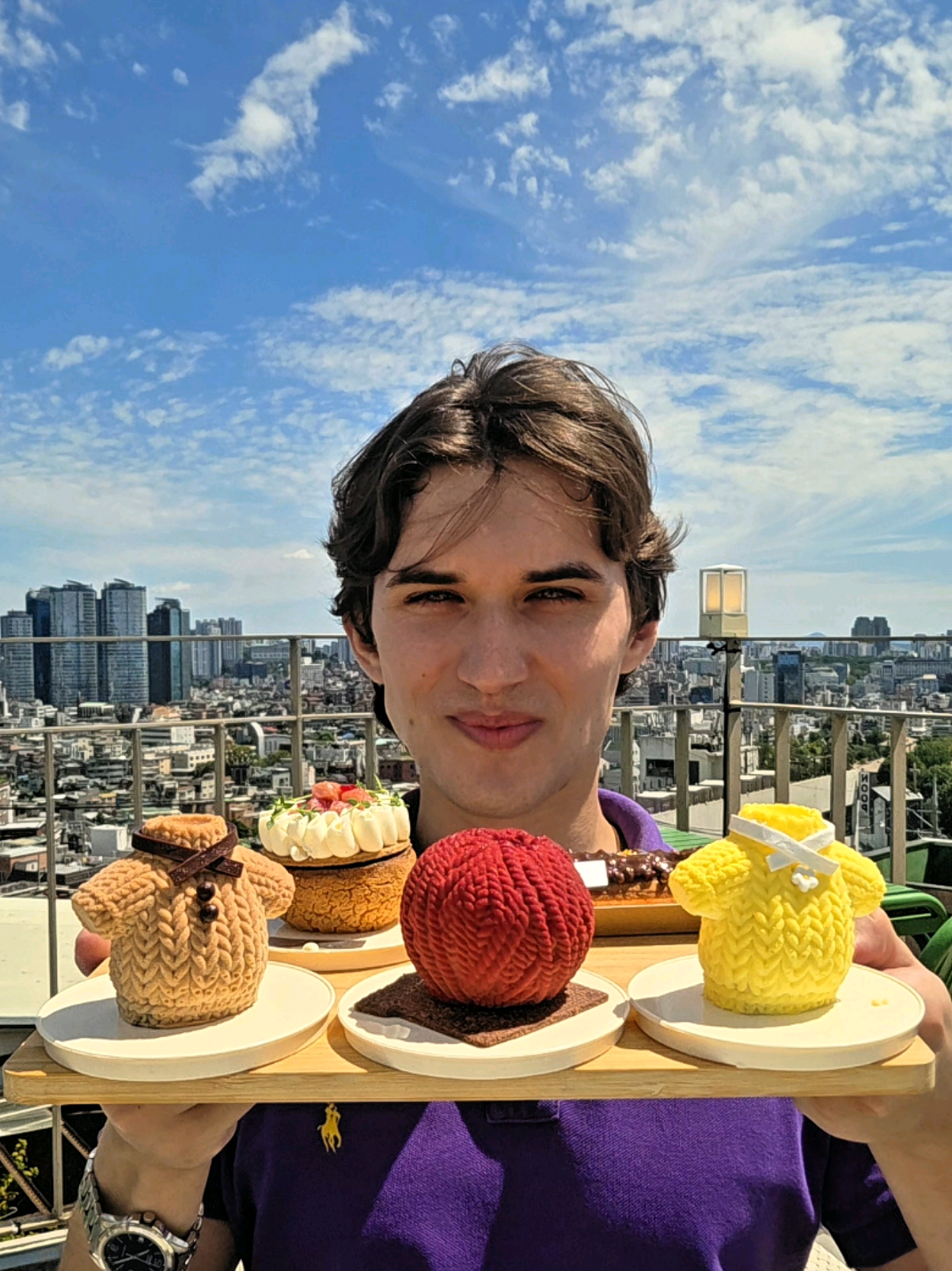 Seoul Bakery Offers Amazing Food and Views