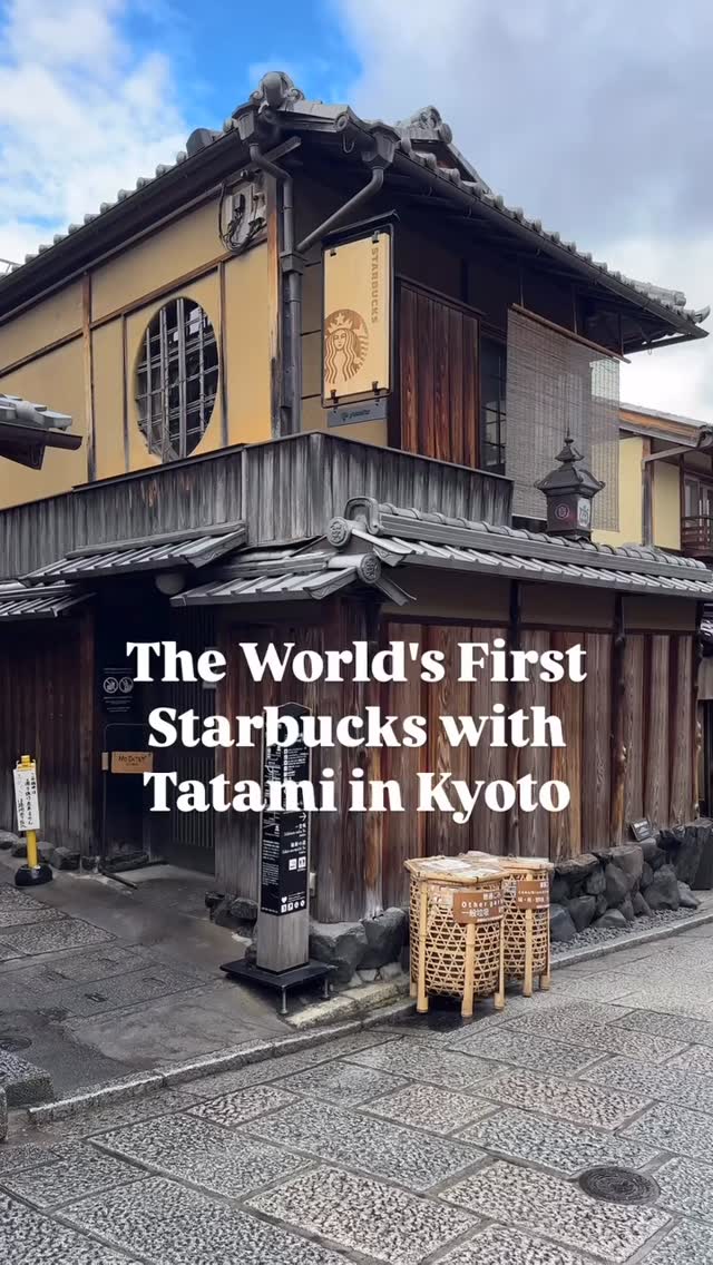 Kyoto's Traditional Sites and Tatami Starbucks
