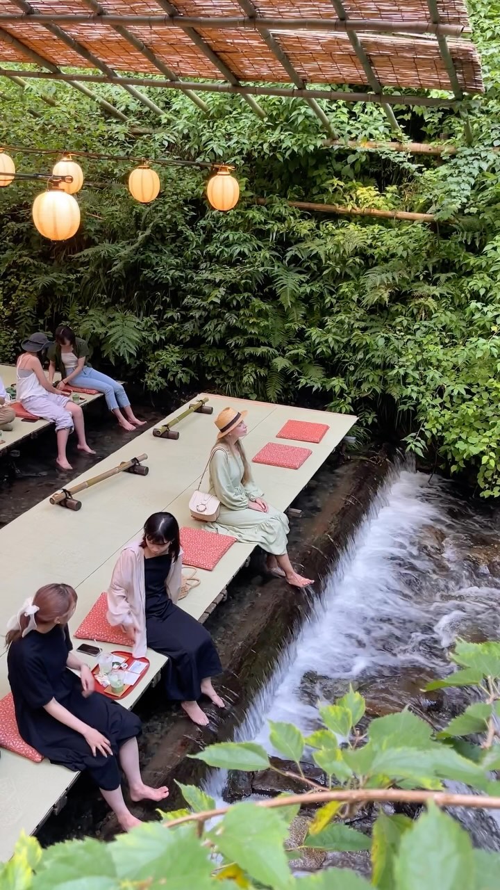Kyoto Riverfront Cafes Offer Refreshing Escapes