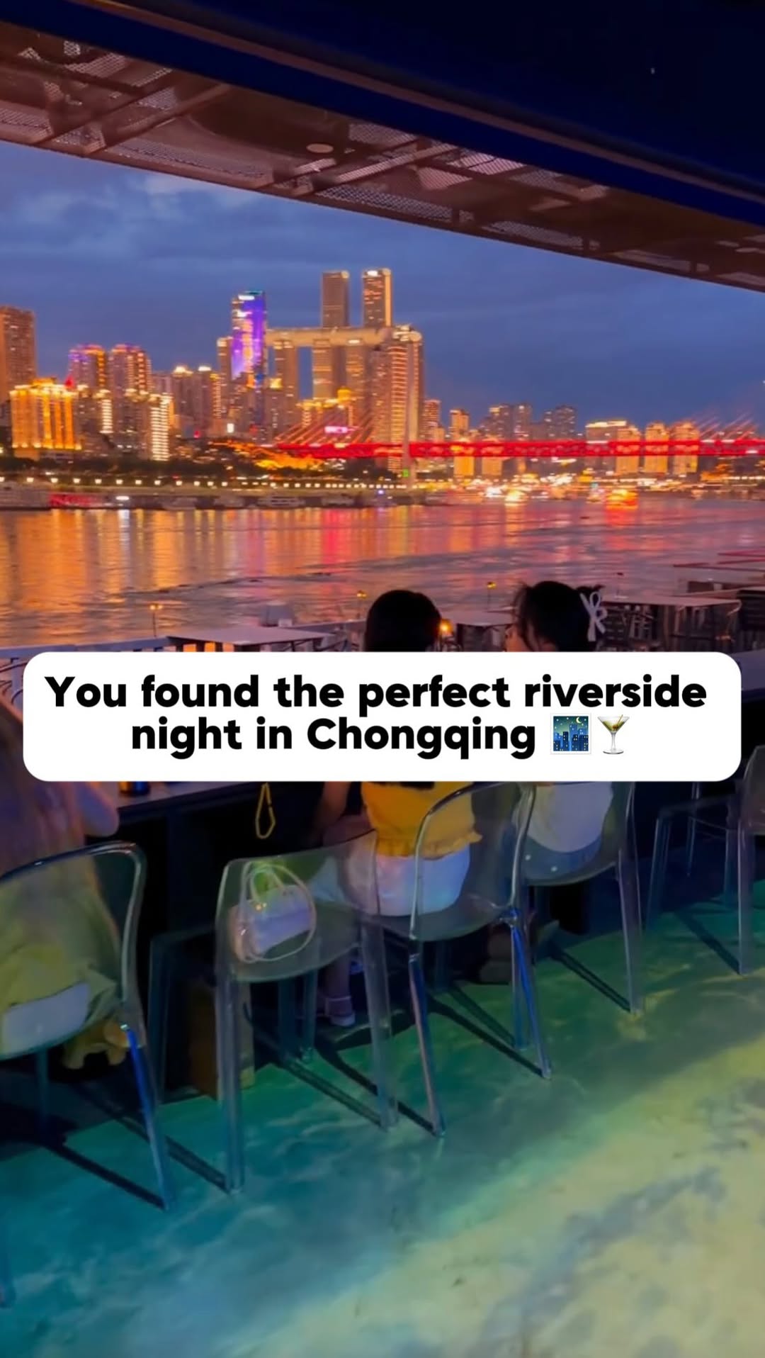 Chongqing Riverside Bars Offer Nightlife Views