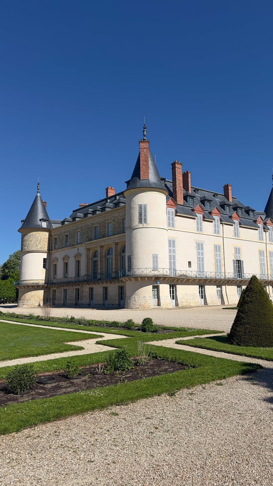 7 Places in Île-de-France