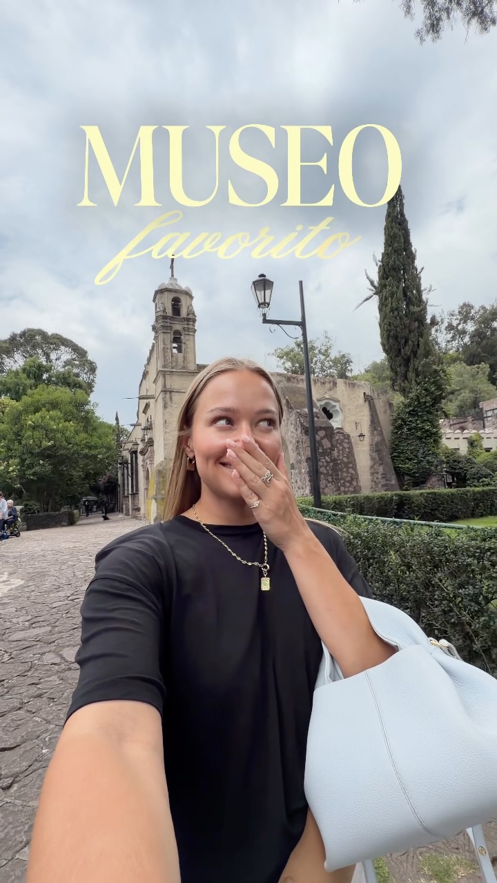 Museo Dolores Olmedo: Gardens, Art, and Peacocks