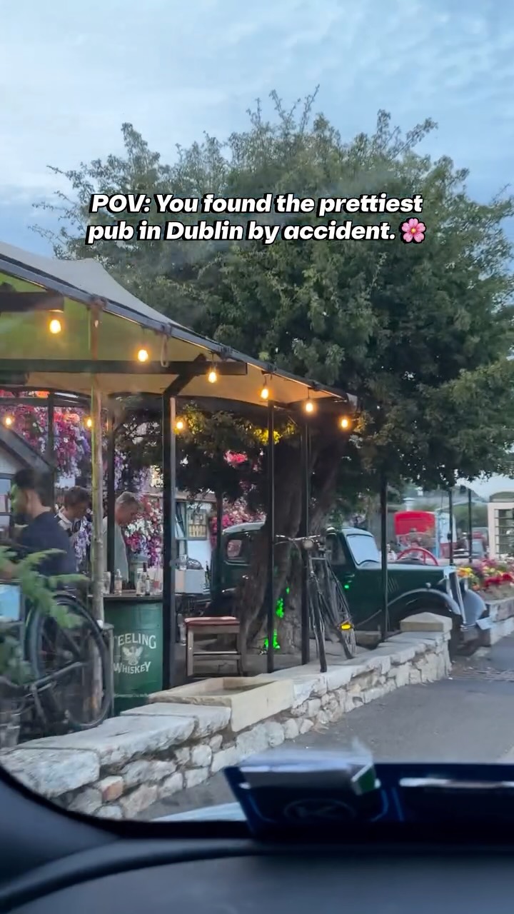 Johnnie Fox's: Dublin's Prettiest Pub