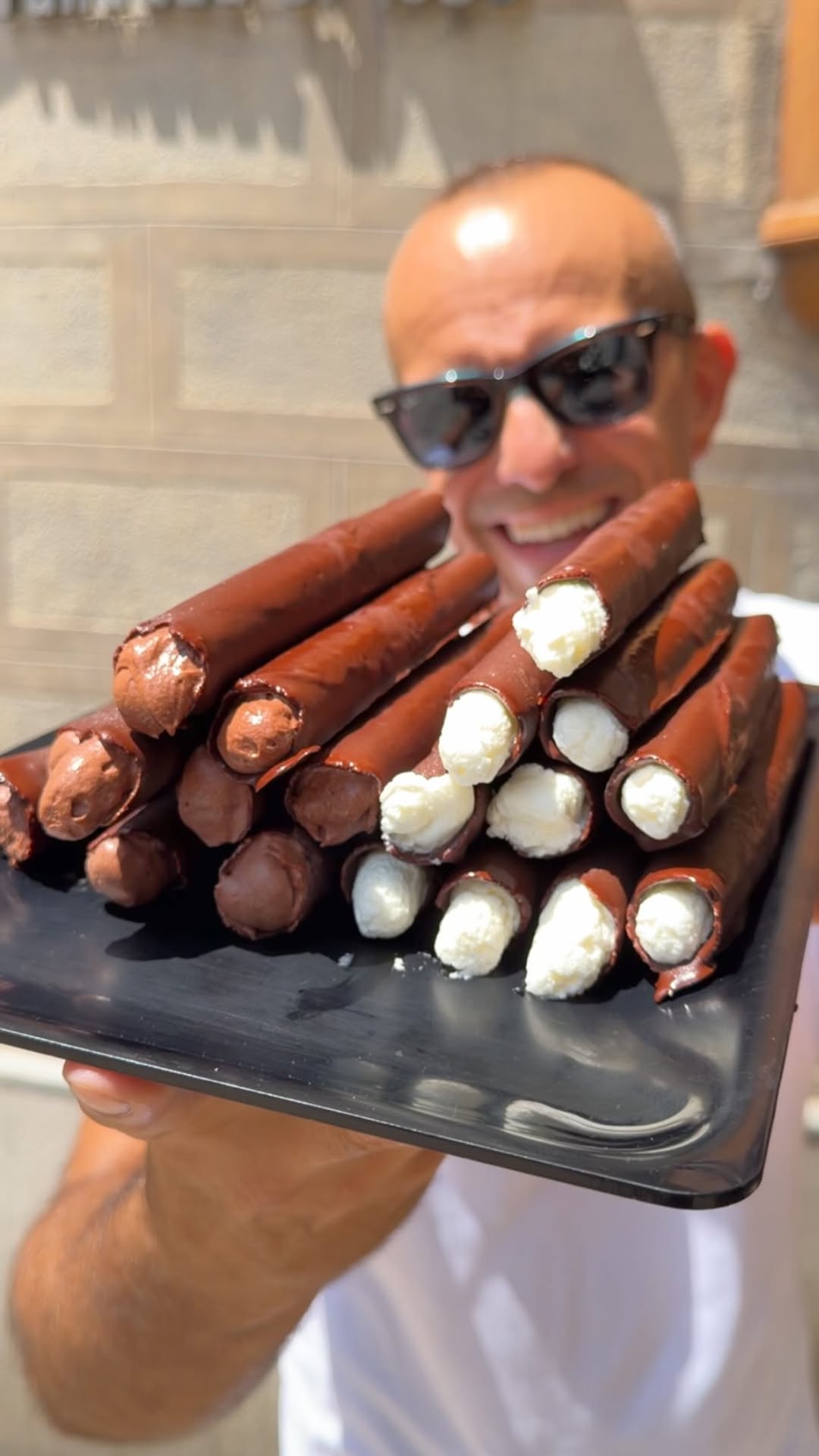 Barcelona's Beloved Sweet Spots: Bar Tomás and Foix