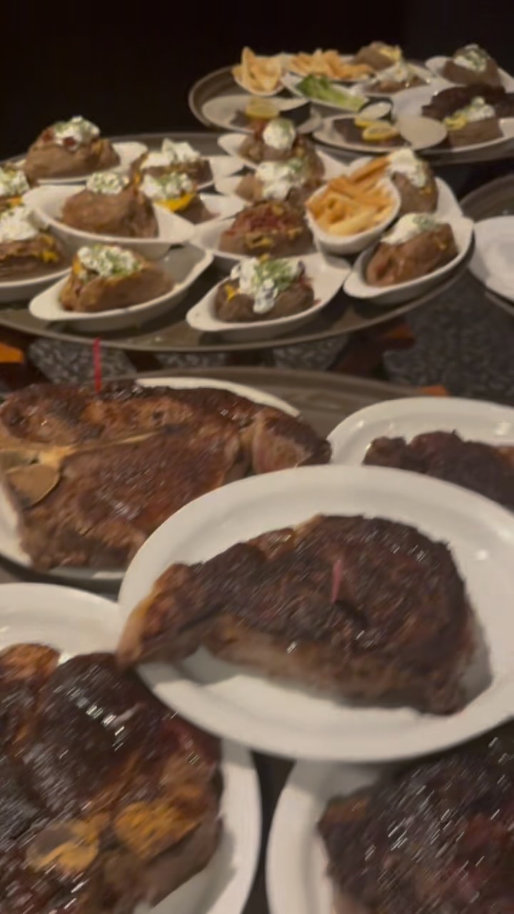 Linda's La Cantina Steakhouse: A Steak Dinner Spread