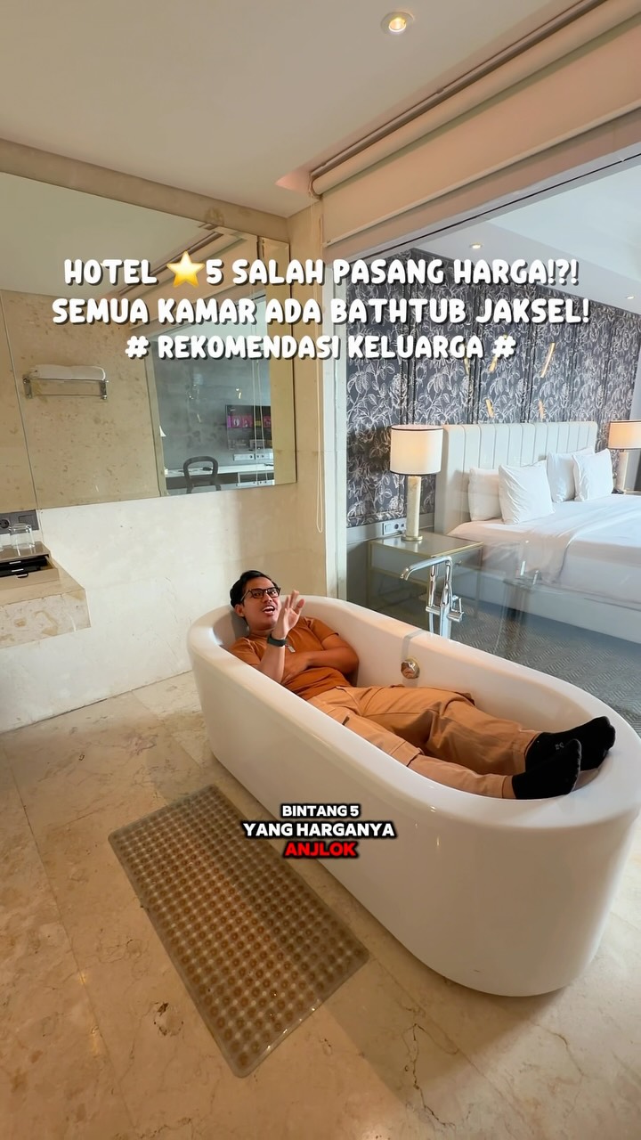 Five-Star Goodrich Suites Hotel in South Jakarta