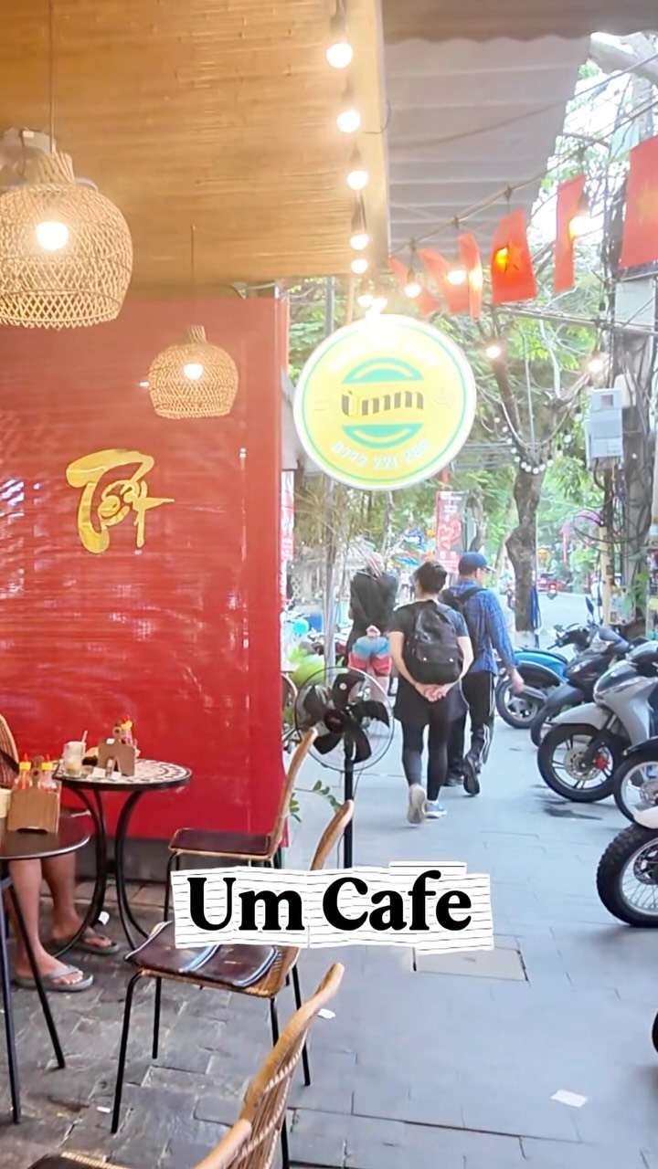 Umm Cafe's Meatball Banh Mi Highlight
