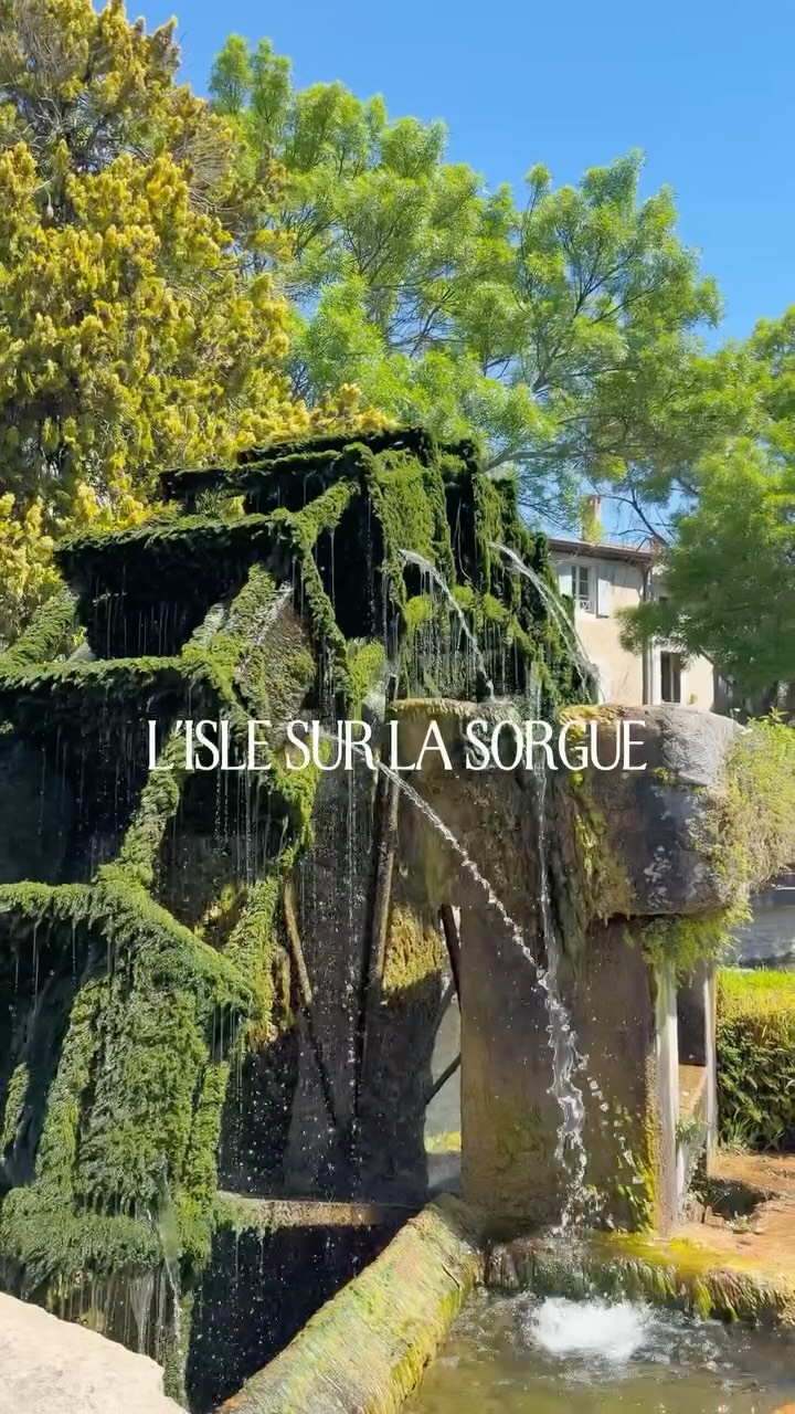 6 Shops in L'Isle-sur-la-Sorgue