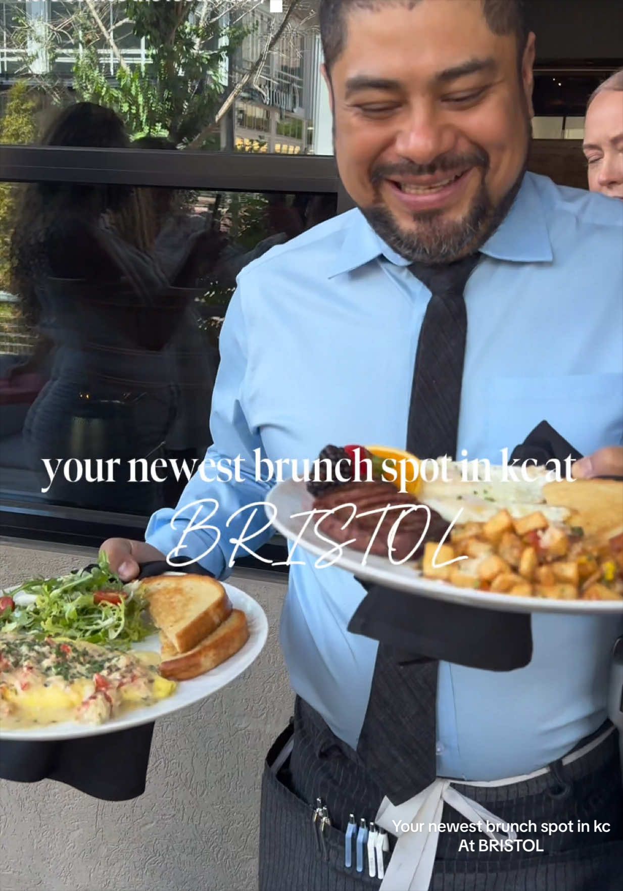 Kansas City Brunch Spot Features Seafood and Cocktails