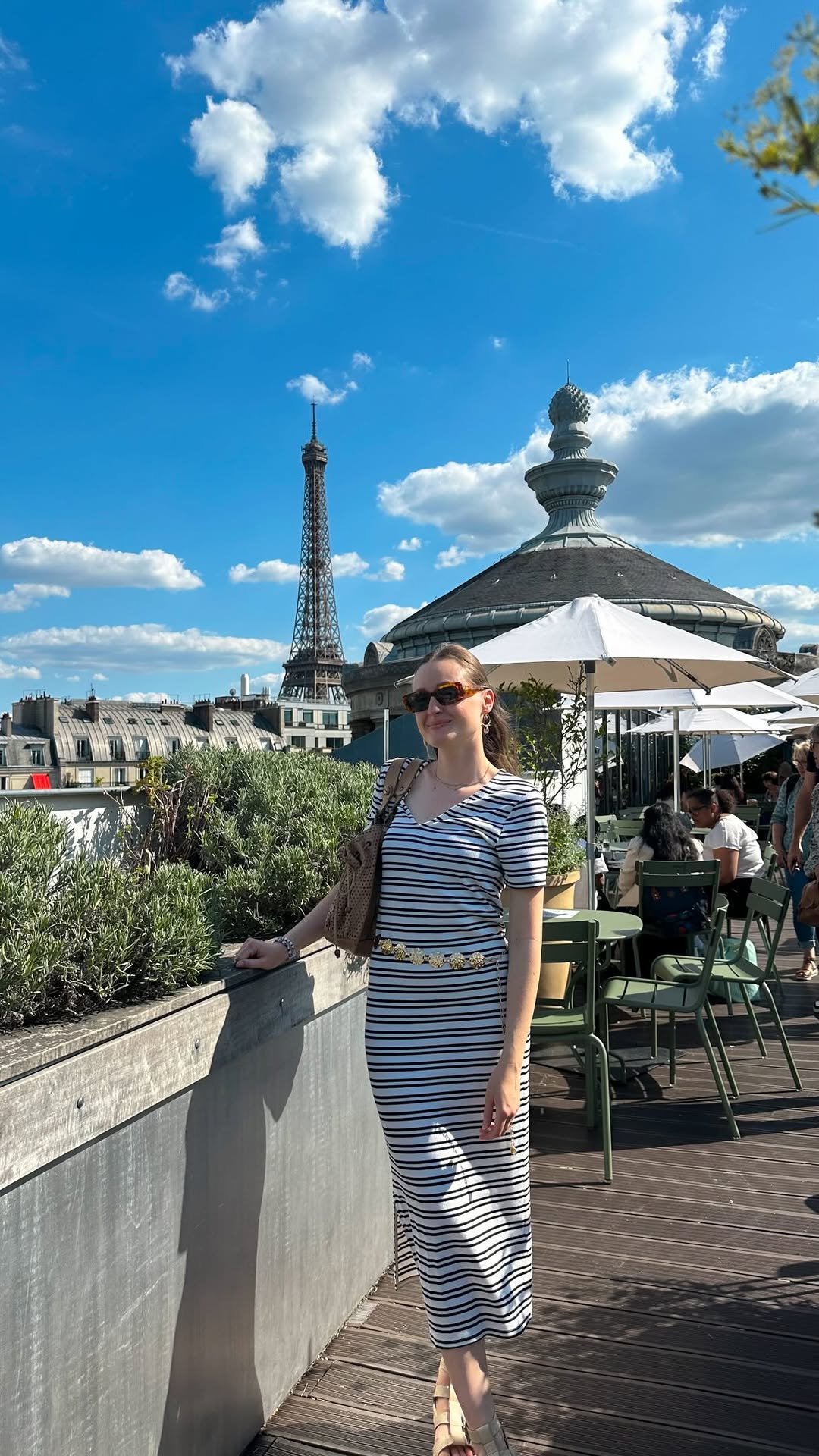 12 Places in Paris