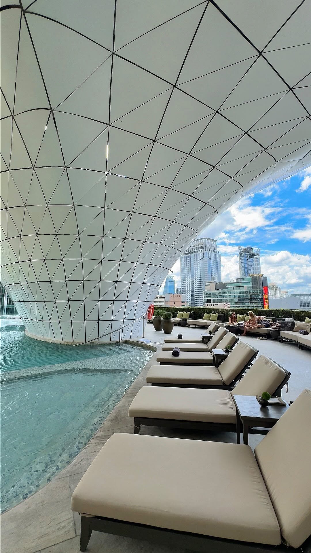 Waldorf Astoria Bangkok Luxury Suite And Dining