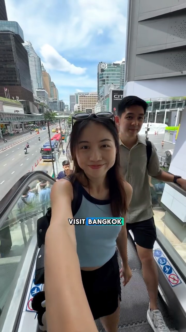 12 Shops in Krung Thep Maha Nakhon