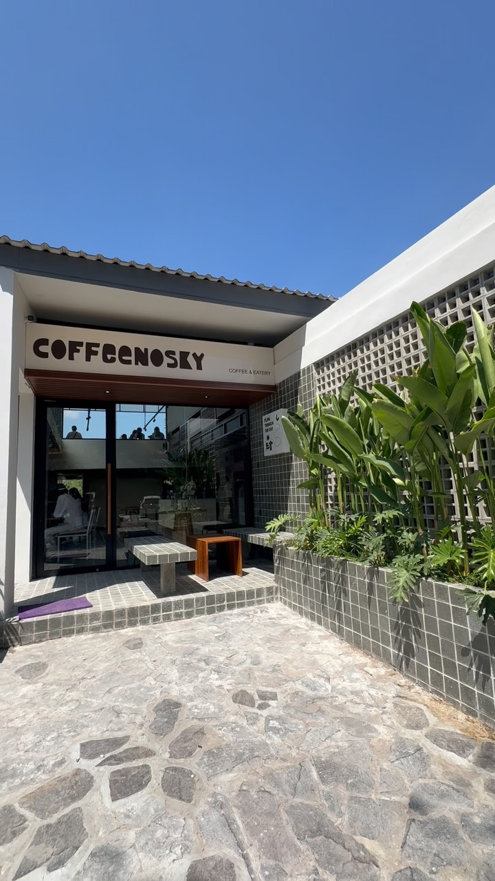 Coffeenosky Reopens with New Look and Menu