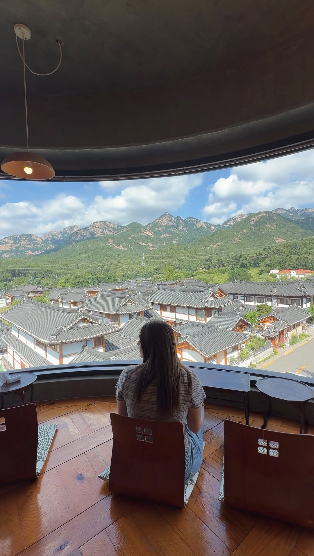 Irin Iljan Seoul Cafeteria's Charming Ambiance