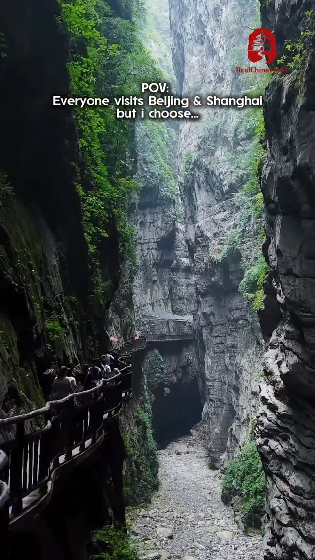 Chongqing's Wulingshan Great Rift Valley Escape