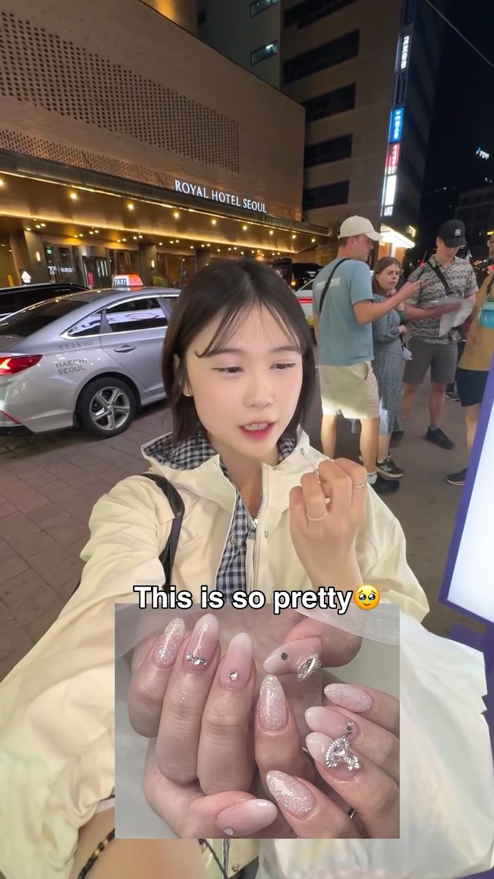 Myeongdong Nail Salon and Street Food Tour