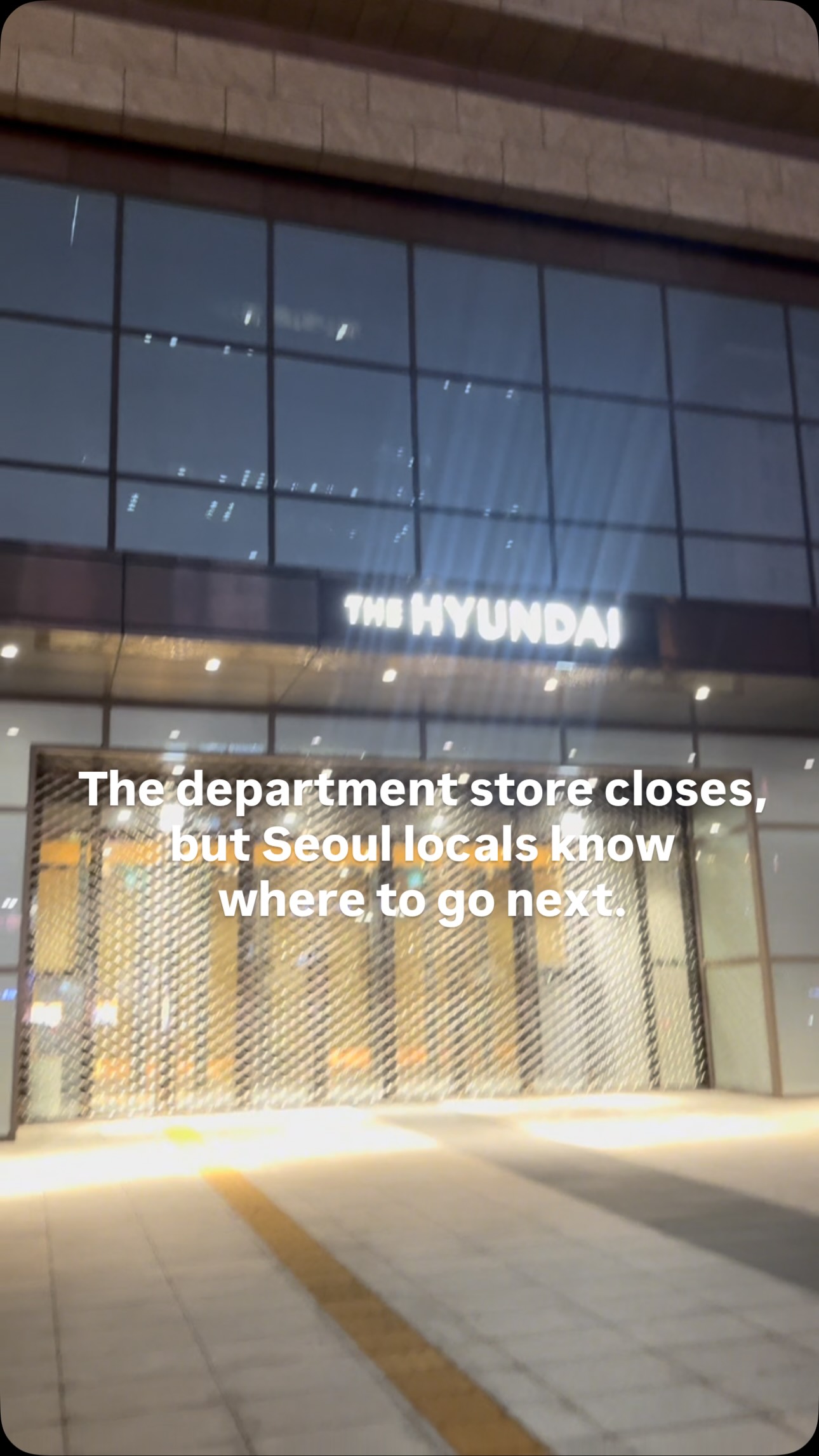 Seoul Rooftop Park Offers Nighttime Dining Experience
