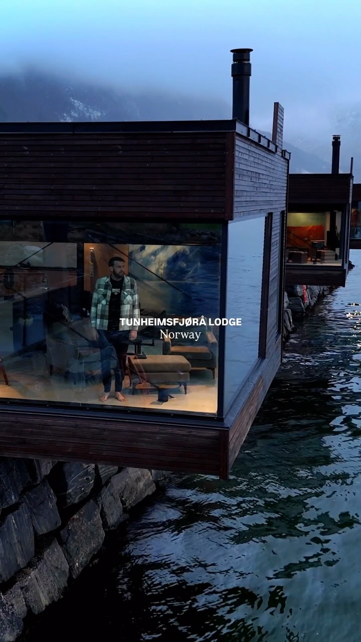 Tunheimsfjord Lodge: Snowy Fjord Overwater Cabins
