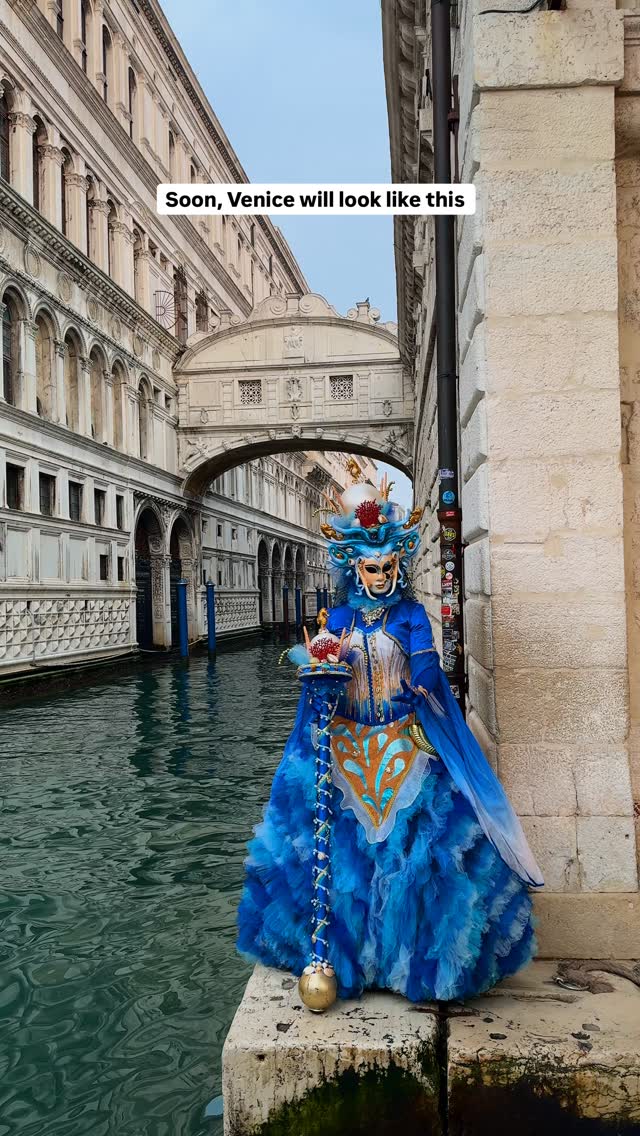 Venice Carnival's Must-See Water and Street Parades