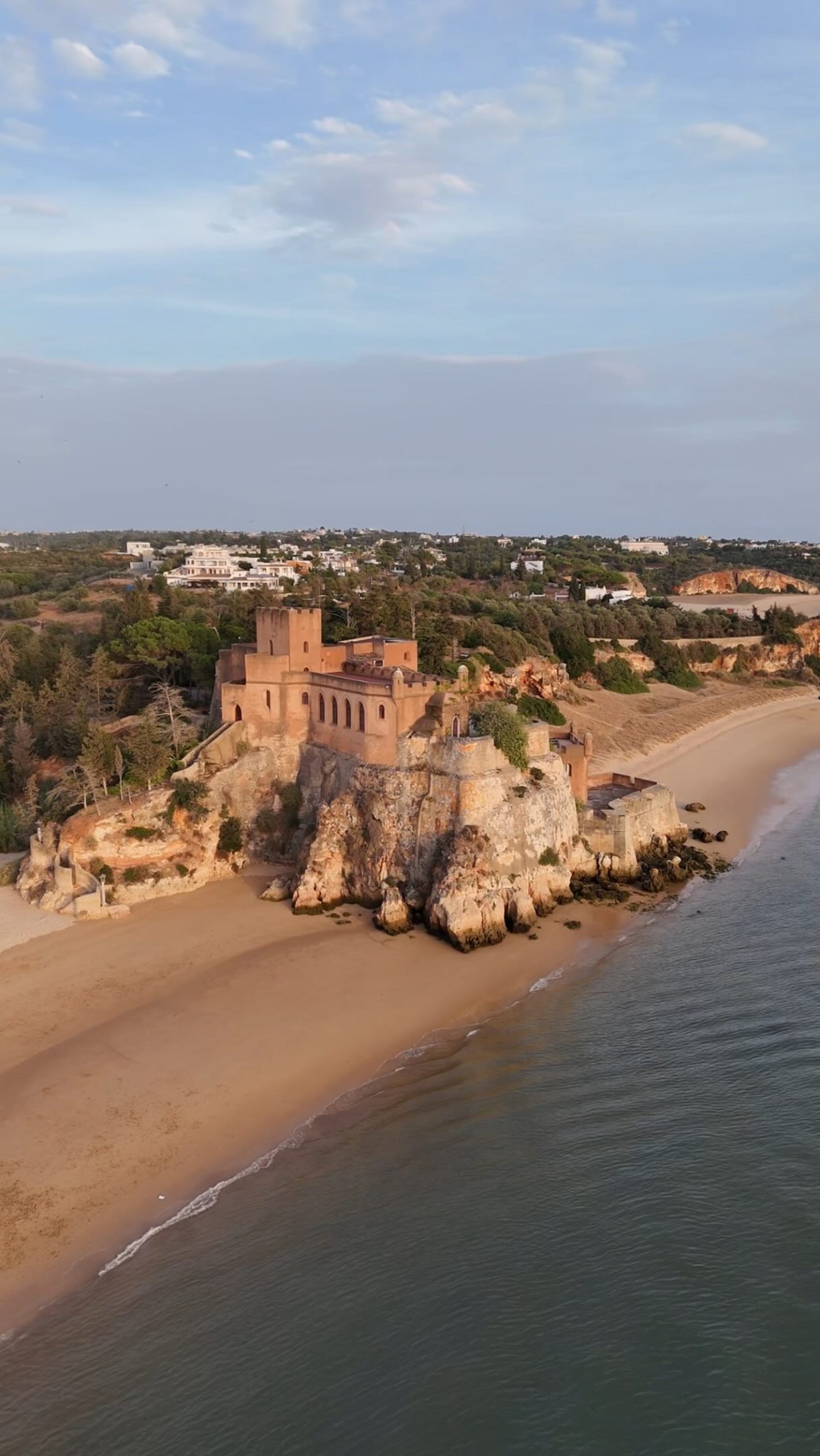 11 Places in Faro District
