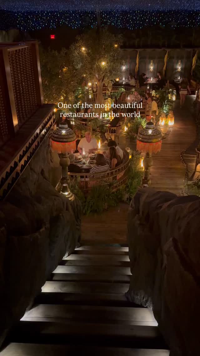 Leila Restaurant's Creative Design and Cuisine