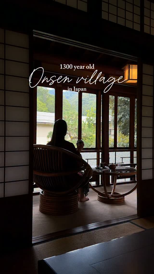 Japanese Ryokan in Yamanaka Onsen Town
