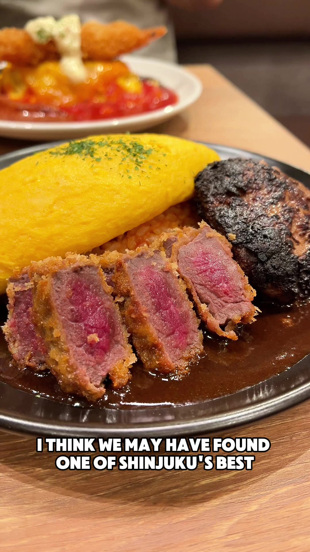 Tamagoken Offers Customizable Omurice in Shinjuku
