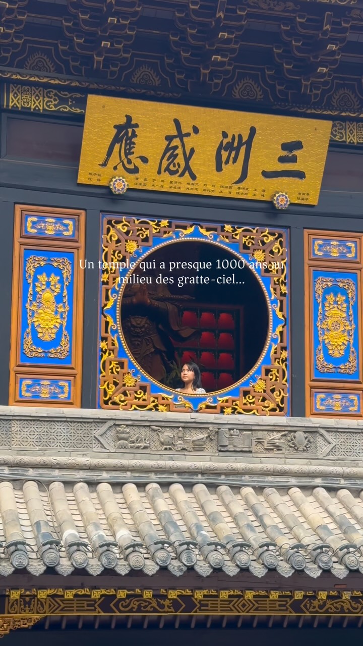 Chongqing's Photogenic Luohan Temple