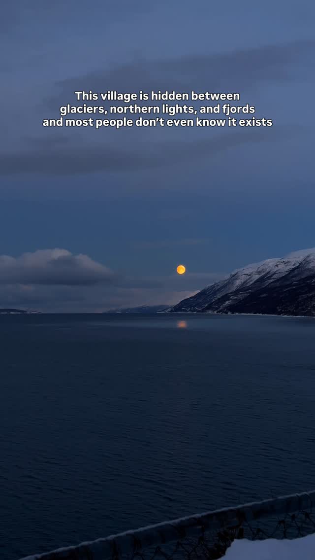 Northern Lights and Fjords: Lyngen and Skibotn