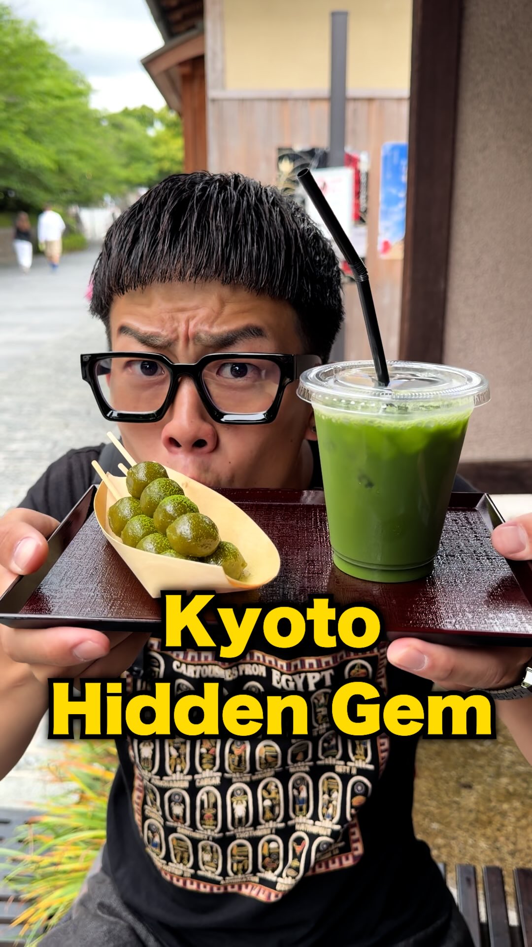 Kyoto's Sweet Treats and Souvenir Shops