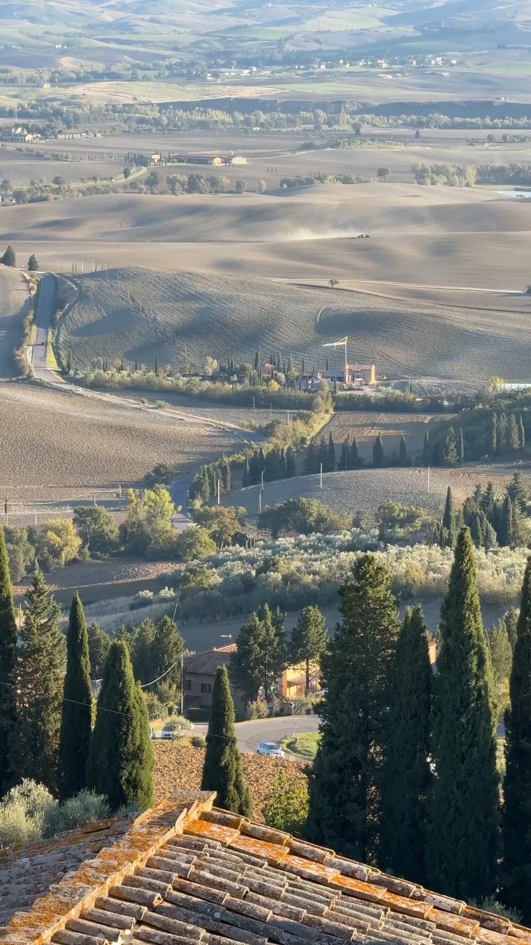 Tuscan Towns For Scenic Drives And Golden Hour Views