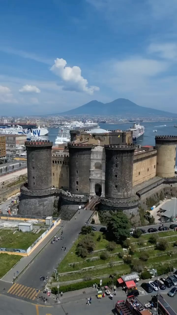 Castel Nuovo: A Naples Castle With Vesuvius Views