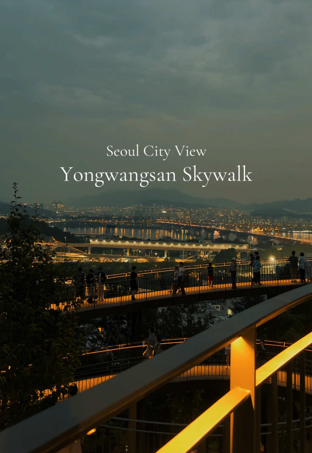 Seoul Skywalk Offers Sunset City Views
