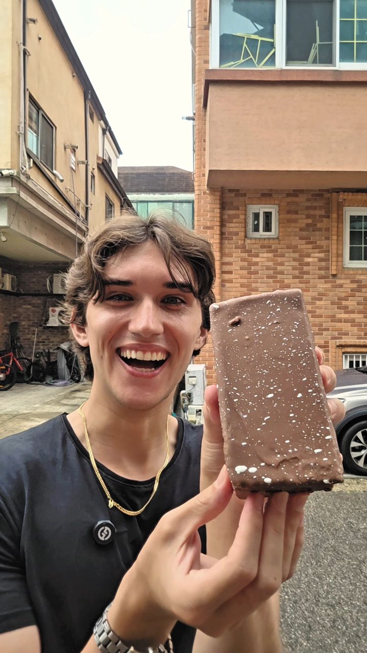 Red Velvet Cake Chocolate Bricks at Siho Cookie
