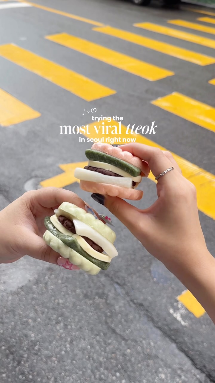 Popular Korean Rice Cake Shop In Seoul