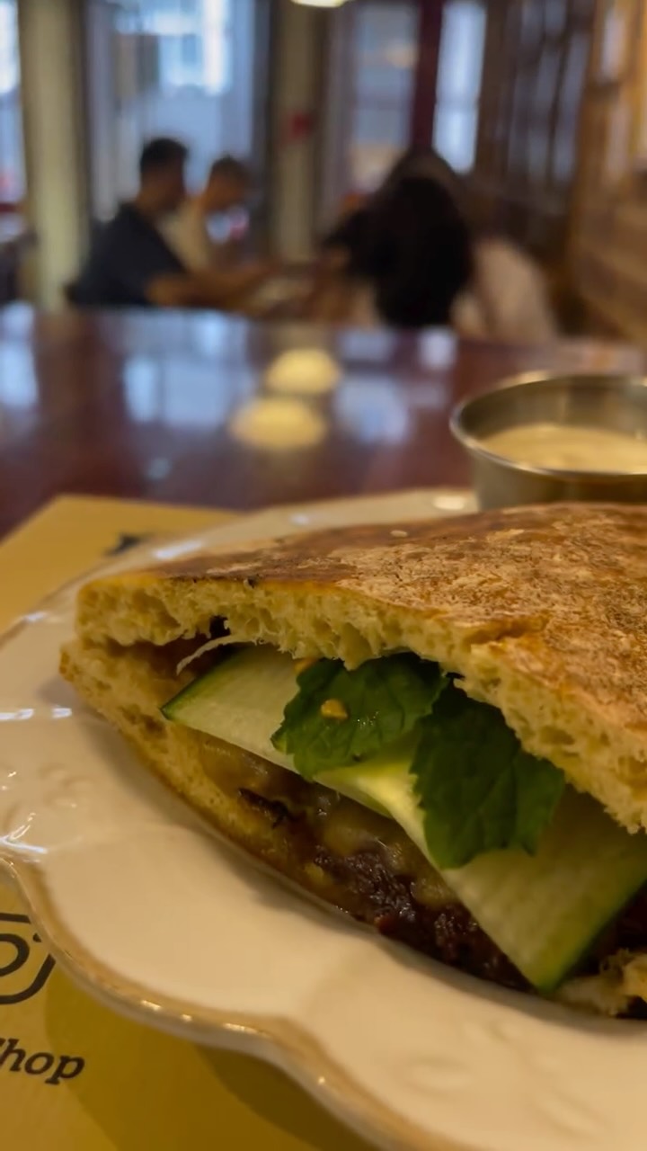 Holy Sandwich Shop: A Top Burger Joint