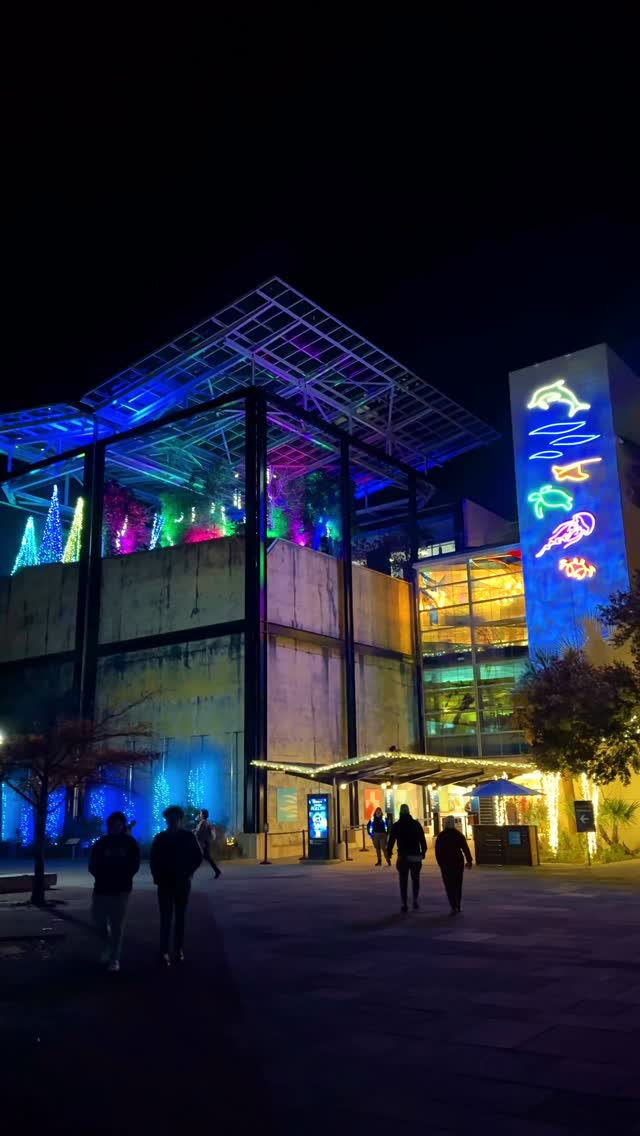 South Carolina Aquarium Aglow Holiday Event