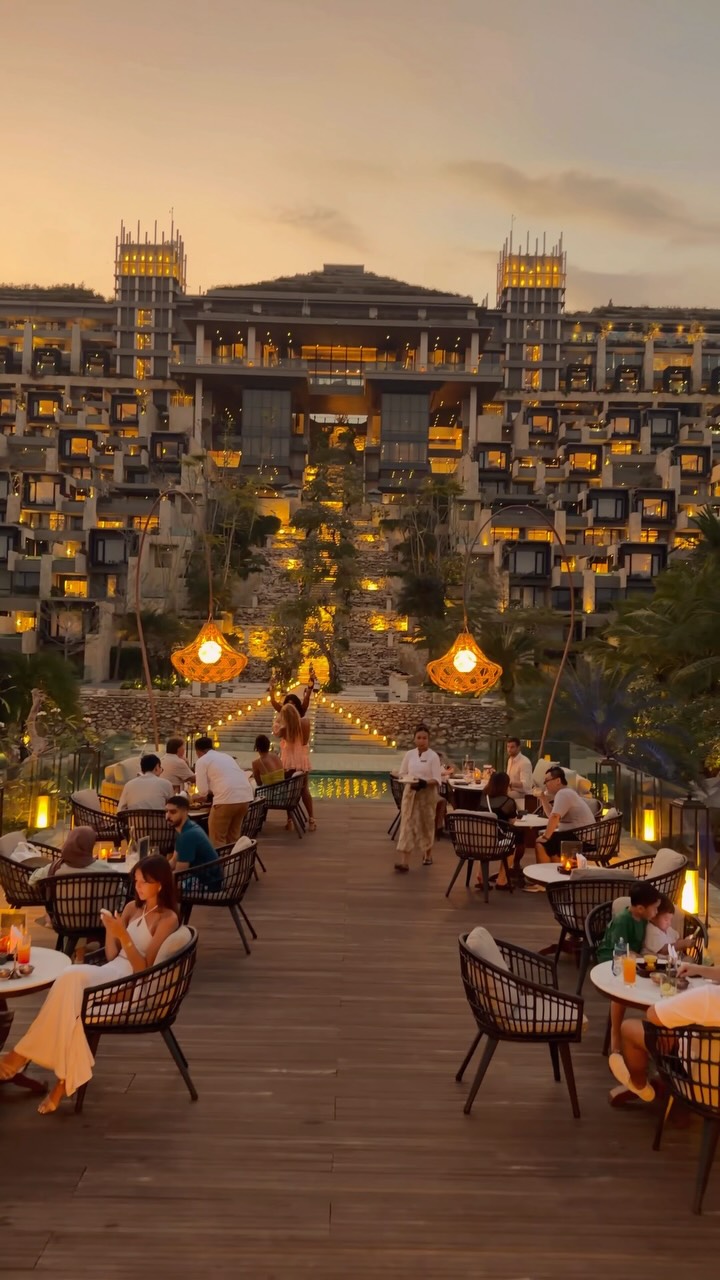 Apurva Kempinski Bali: Dreamy Restaurant Experience