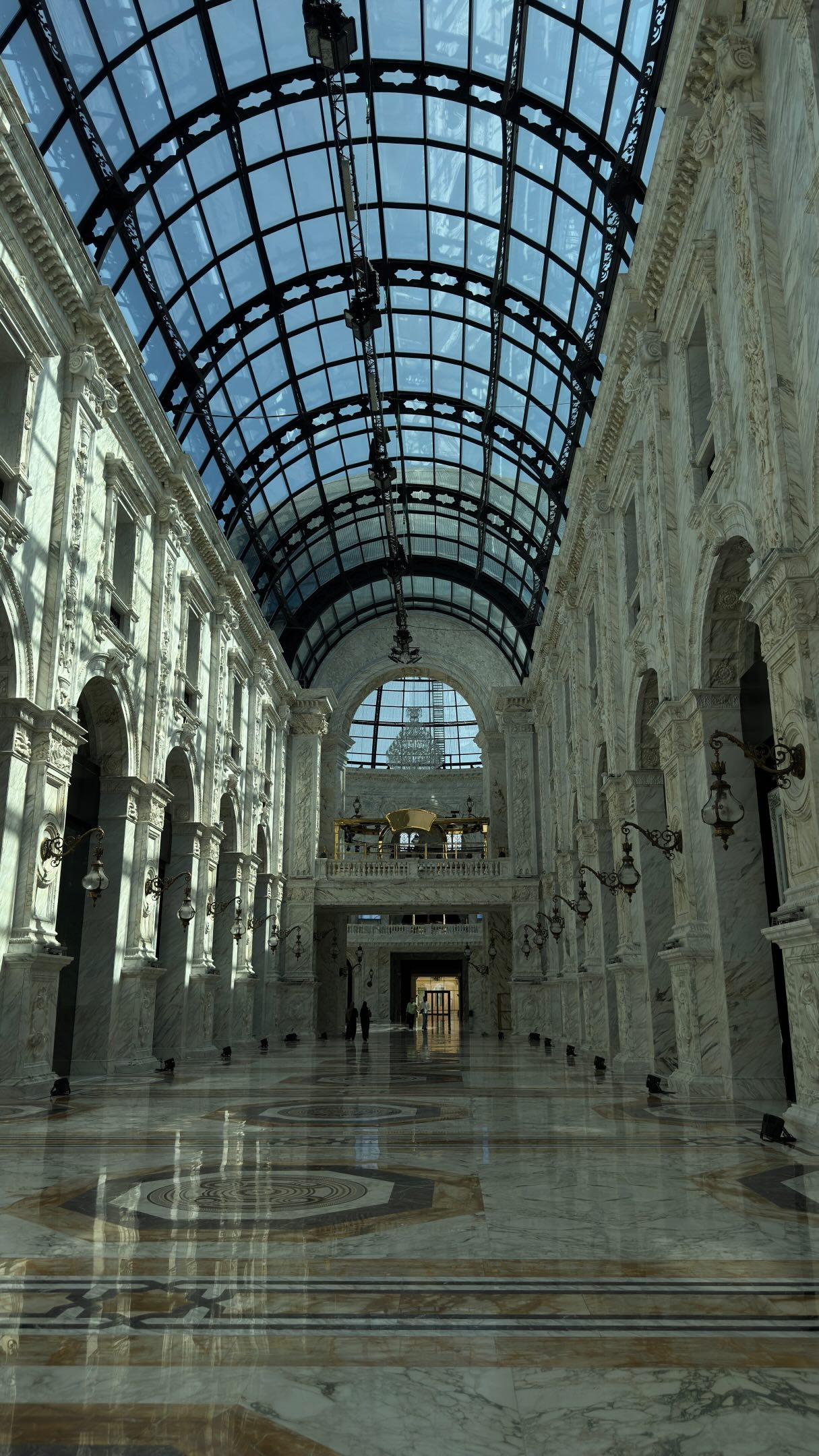 Al Hazm: A Destination for Luxury Shopping