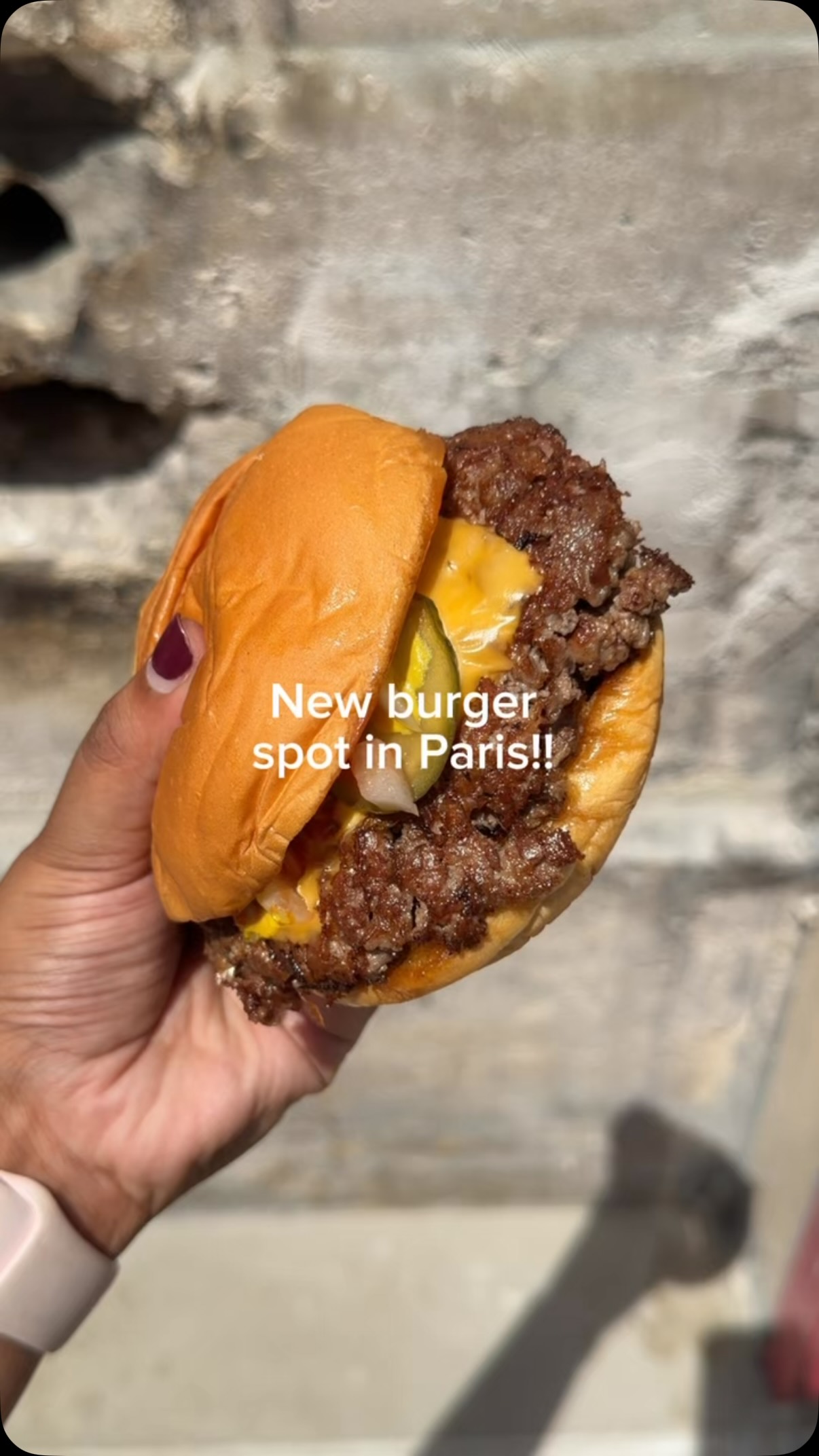 Paris Burger Joint Serves Smash And Chicken
