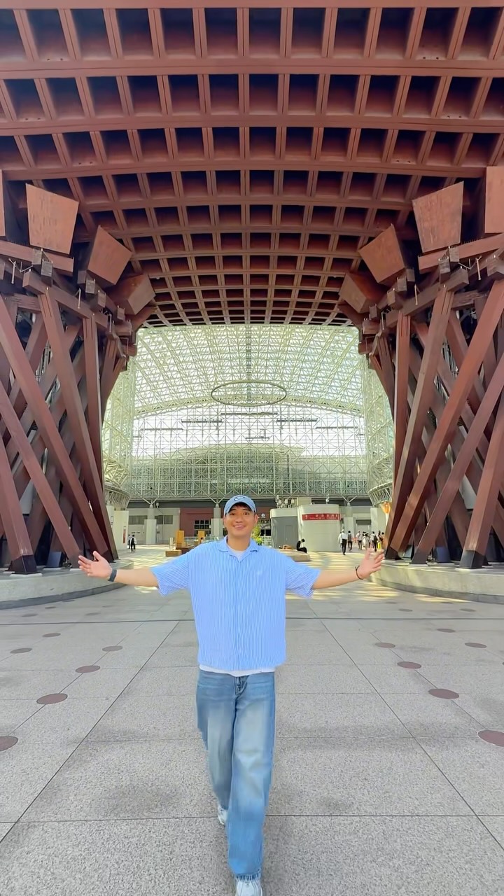 Kanazawa: Gold Leaf Capital and Traditional Charm