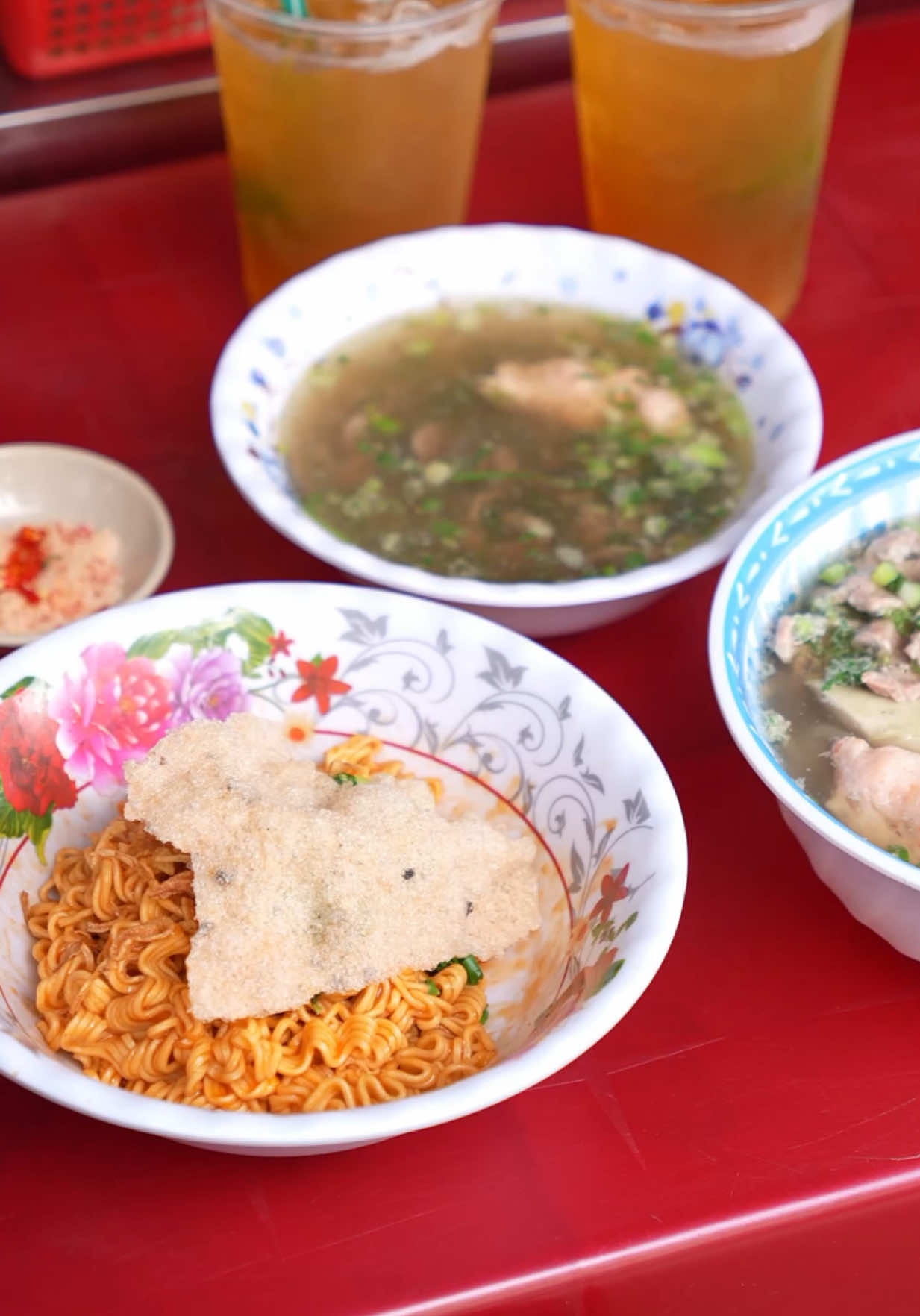Bún Nước Cô Dung: A 16-Year-Old Noodle Shop