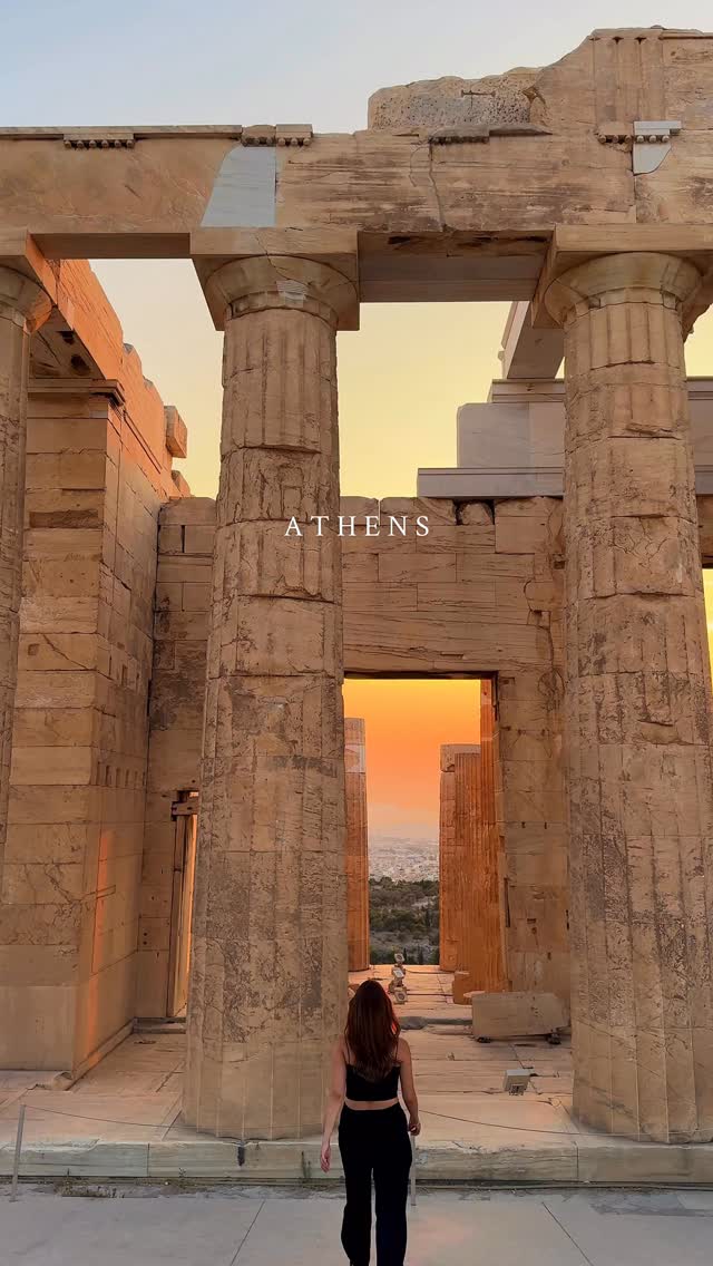 Athens Acropolis: Ancient Wonders And Visitor Tips