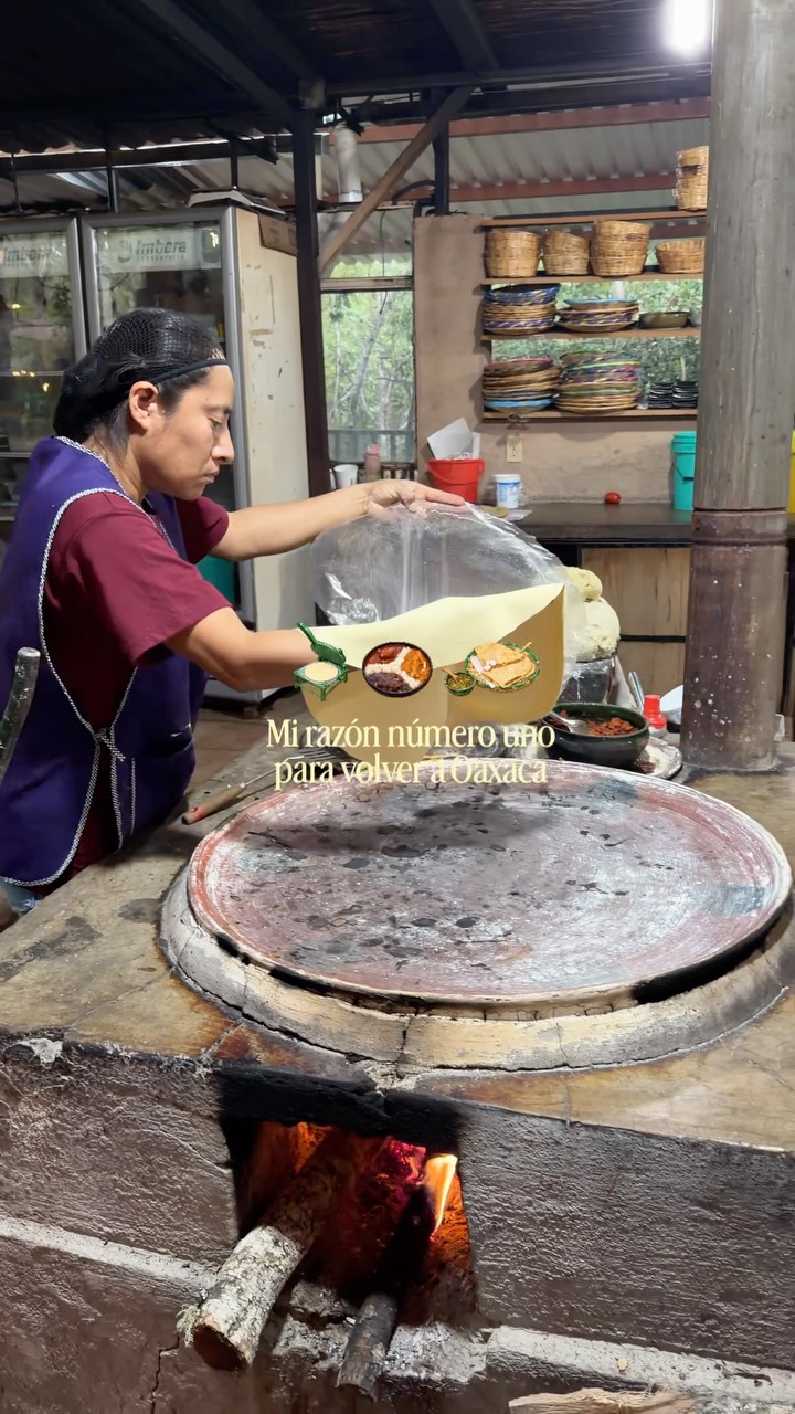 Oaxacan Gem: Almú Tilcajete's Traditional Flavors