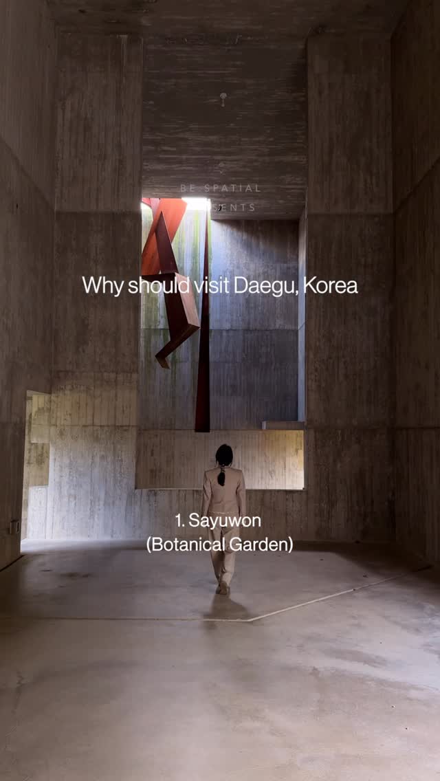 Daegu Art Museum, Marriott Hotel, and Myoun