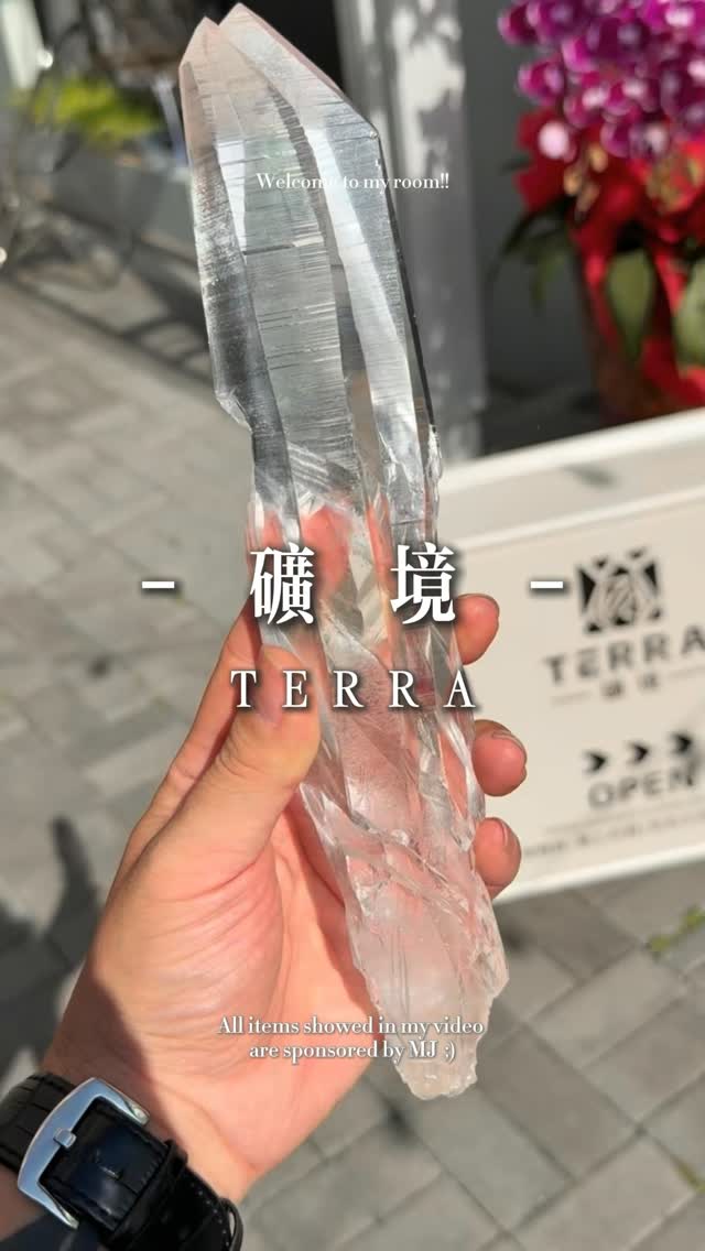 Crystal Shop And Mochi Spot In Tainan
