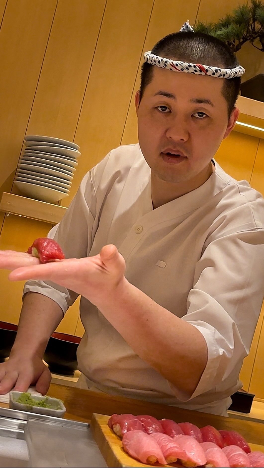 Tokyo's Imperial Palace Area Sushi Dining