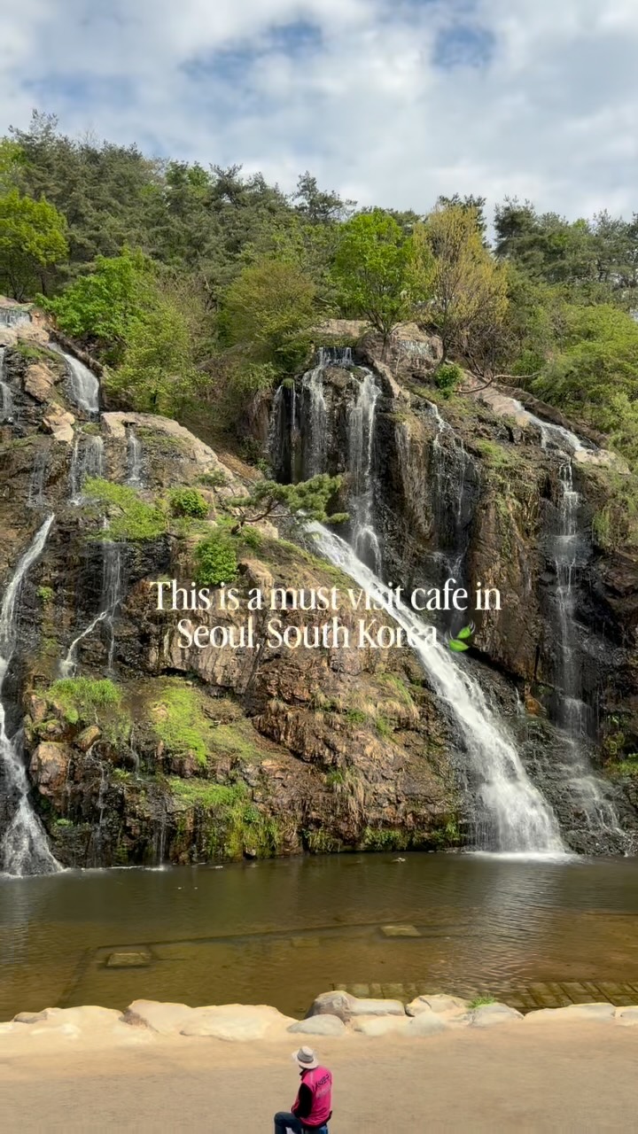Seoul's Secret Gardens: Cafe Pokpo and Waterfall