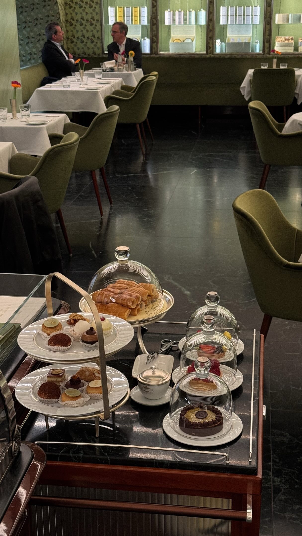 7 Cafes in Milano