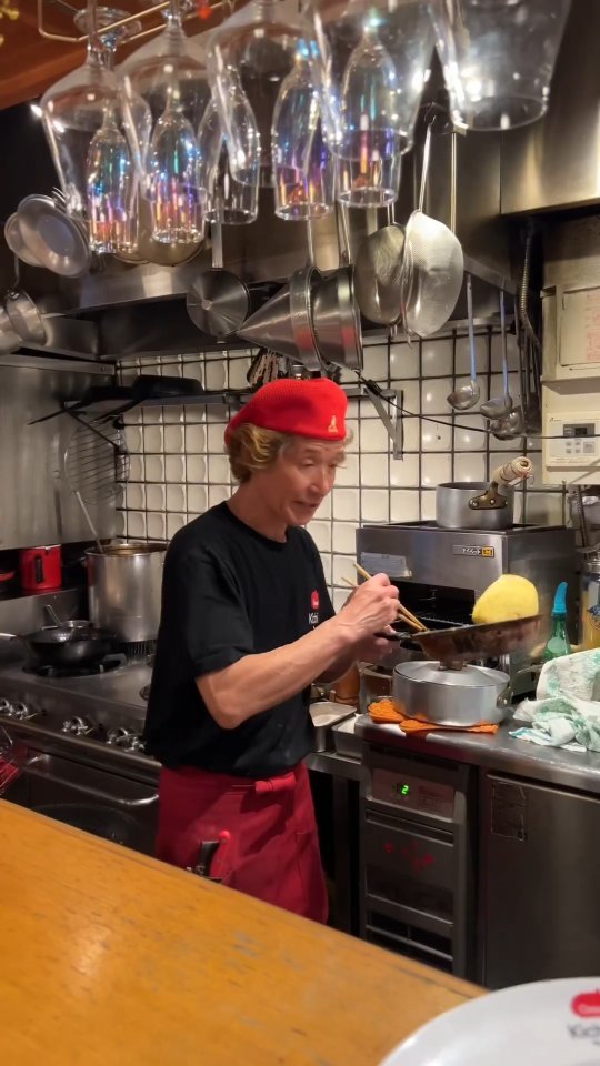 Kyoto's Kichi Kichi Omurice Offers Energetic Dining
